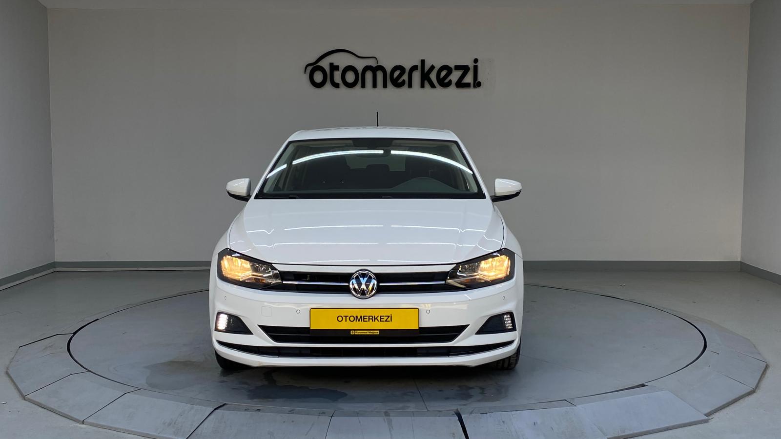 VOLKSWAGEN POLO 8